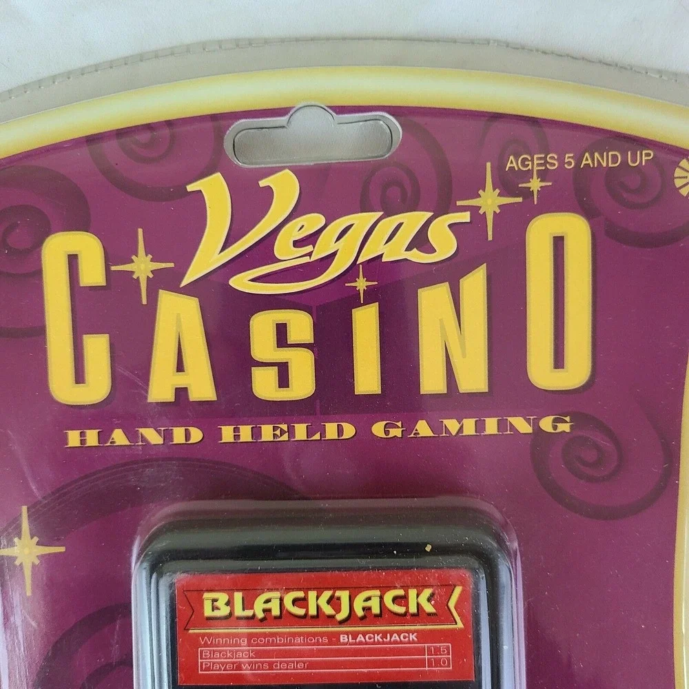 Manley Toy Quest Vegas Casino‎ Blackjack Hand Held Game New - Picture 4 of 10